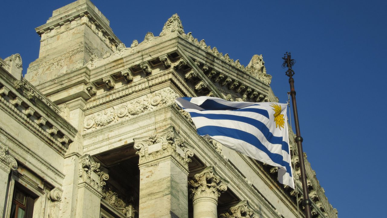 Ciudadanía legal uruguaya: requisitos y cómo se tramita