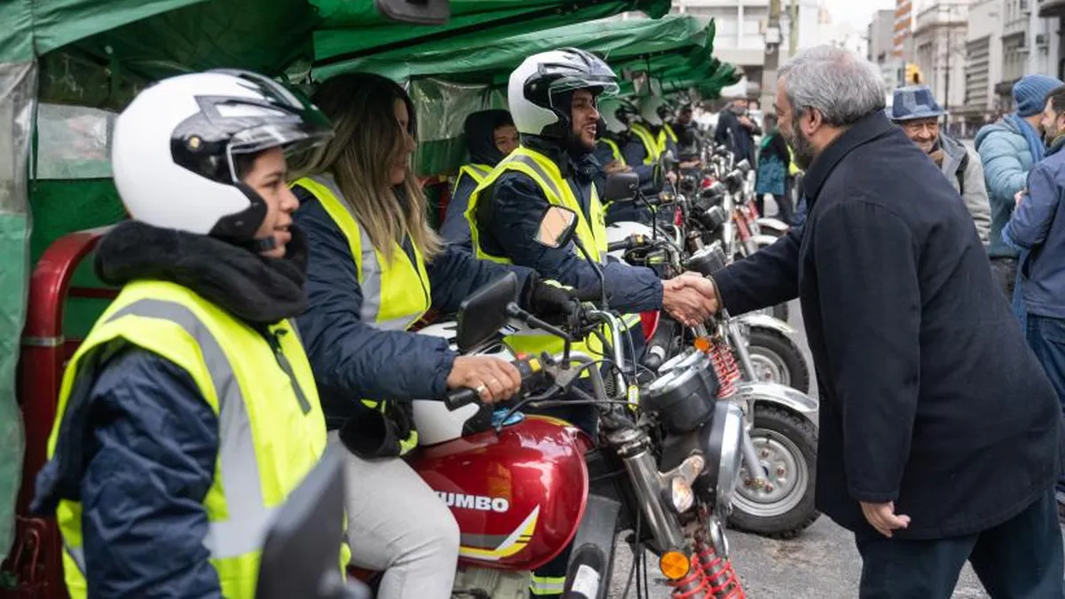 Intendencia de Montevideo incorpora 37 motocarros para limpieza en tres municipios