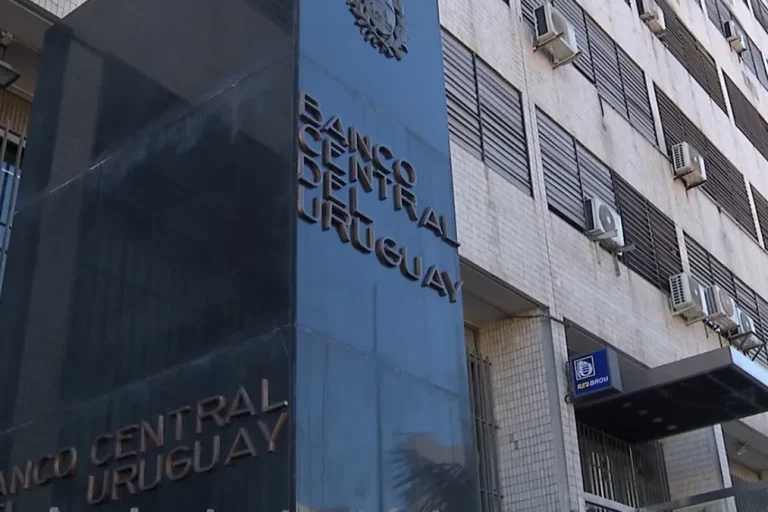 Banco Central de Uruguay mantiene tasa en 5,75% y vigila precios de servicios