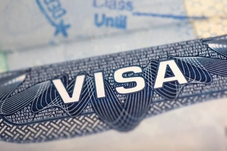 Jueza anula suspensión de visas de residencia permanente que afectaba a Uruguay