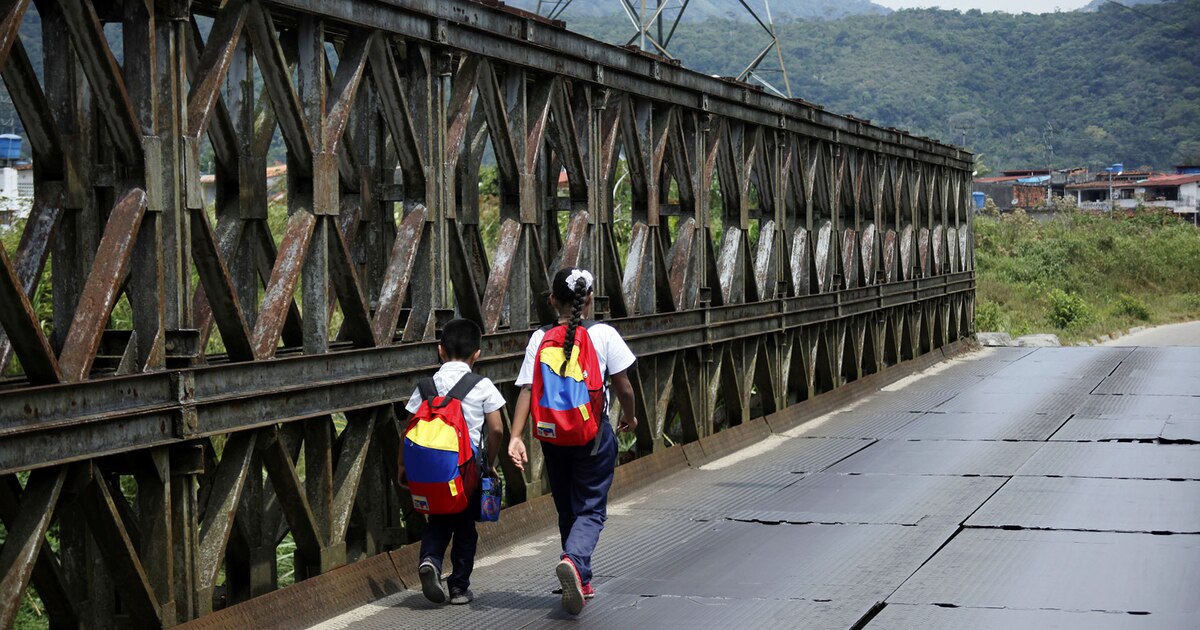 Venezuela afronta falta de maestros y riesgo de relevo generacional