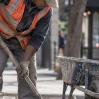 Informalidad laboral en Argentina alcanza 45% y suma 348.000 trabajadores en un año