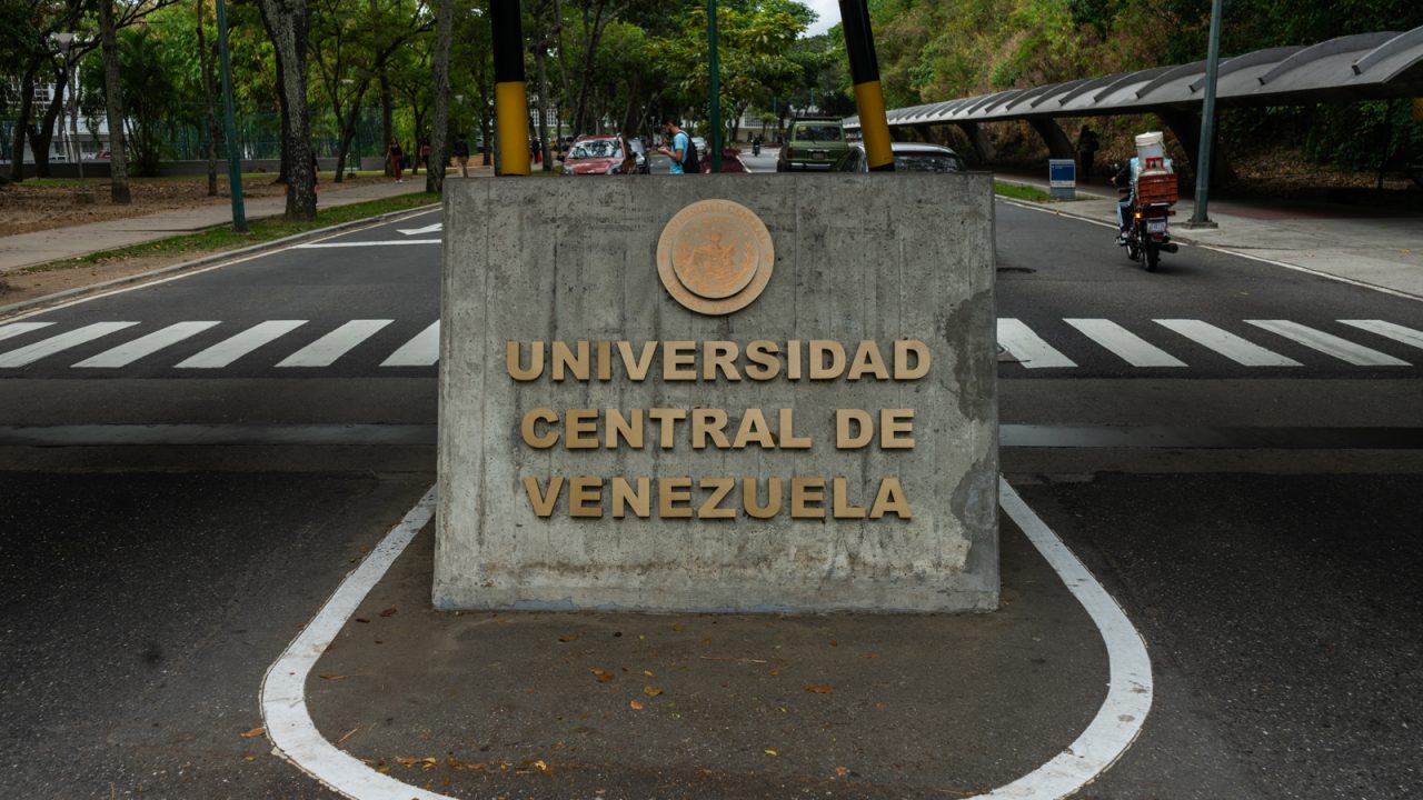 UCV y Ministerio acuerdan mesa para revisar el ingreso universitario
