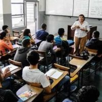 FVM pide salarios justos y reactivar diálogo en Día del Docente