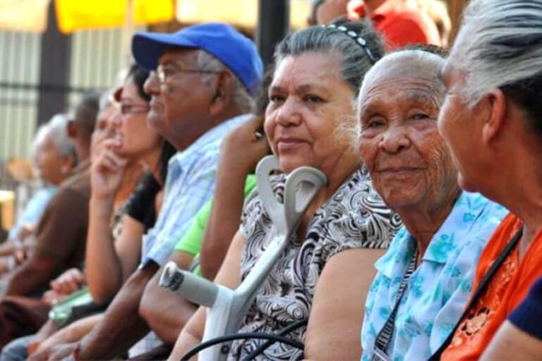 IVSS anuncia depósito de la pensión de noviembre para adultos mayores