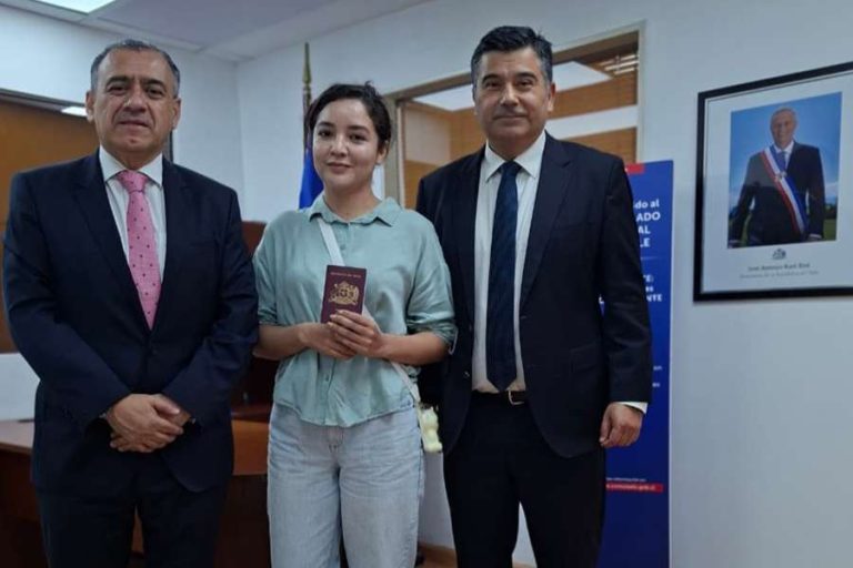 Chile reabre consulados en Caracas y Puerto Ordaz con entrega de documentos