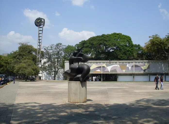 Universidades venezolanas destacan en ranking QS de América Latina y el Caribe 2027